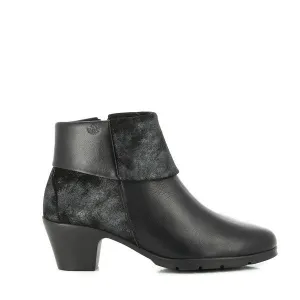 24 Hrs 23441 Black Ankle Boots