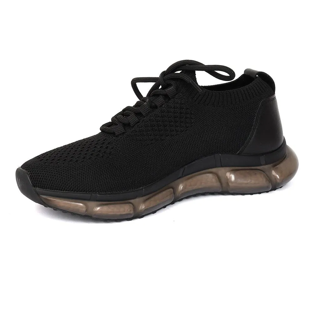 Mesh Running Sneakers in Black